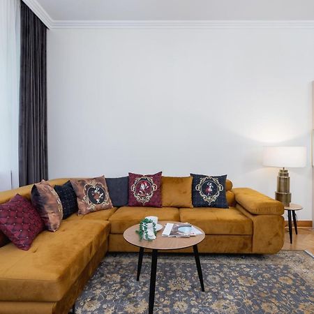 Luxurious & Unique Apartment Mickiewicza Cracow By Renters Prestige คราคูฟ ภายนอก รูปภาพ