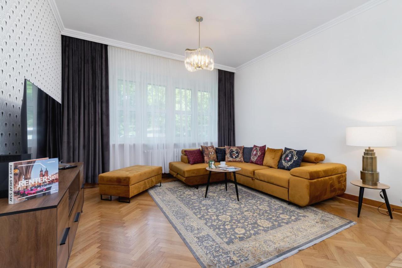 Luxurious & Unique Apartment Mickiewicza Cracow By Renters Prestige คราคูฟ ภายนอก รูปภาพ